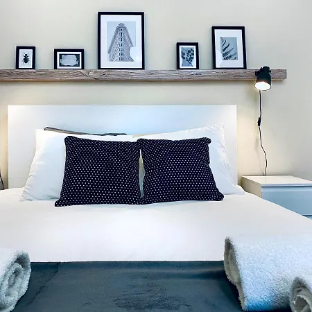 Cozy Apartment In The Heart Of Cracow, Jewish District-3
